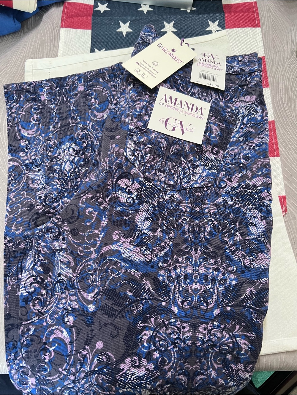 NWT Gloria Vanderbilt Amanda Slimming Jeans 10 L Gray Blue Purple Paisley